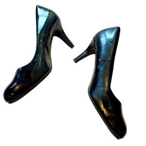 Comfort Plus by Predictions Black Pumps Size 6W